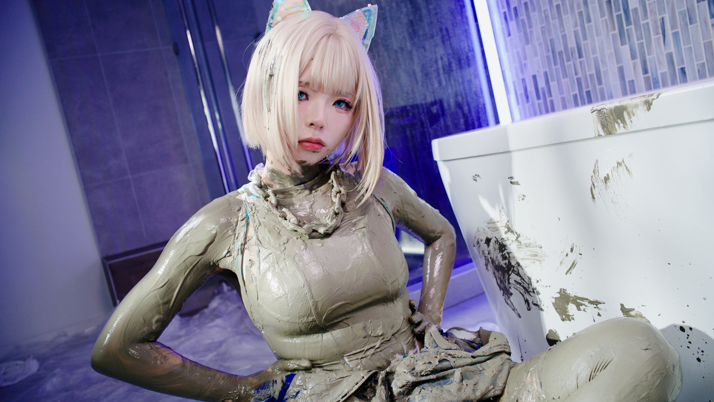 EP69: Tracksuit x Swimsuit 3.0! Subculture Sporty Girl Baths in Lotion & Mud (Part.1)