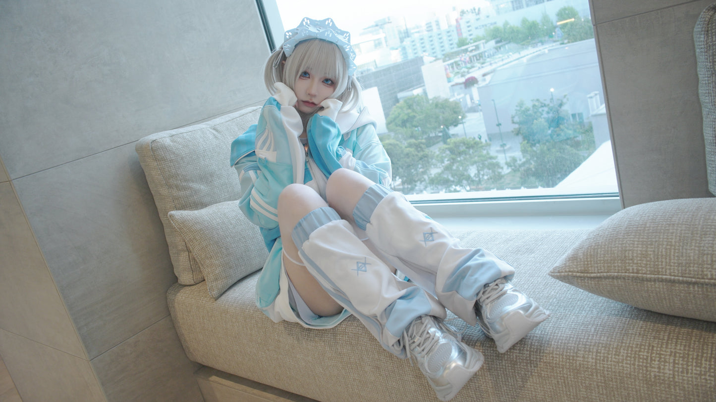 EP87: Tracksuit x Swimsuit 5.0! Subculture Sporty Girl Relaxes in Summer Pool (Part.1)